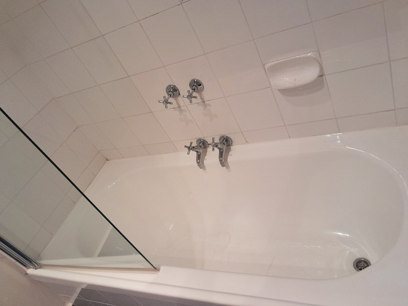 Bathroom-cleaned-in-a-unit Residential Bathroom cleaning